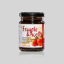 Lade das Bild in den Galerie-Viewer, Acetaia Marchi BIO Salsa agrodolce Fragole & Aceto Balsamico IGP Süßsaure Sauce mit Erdbeeren und Aceto Balsamico 120g